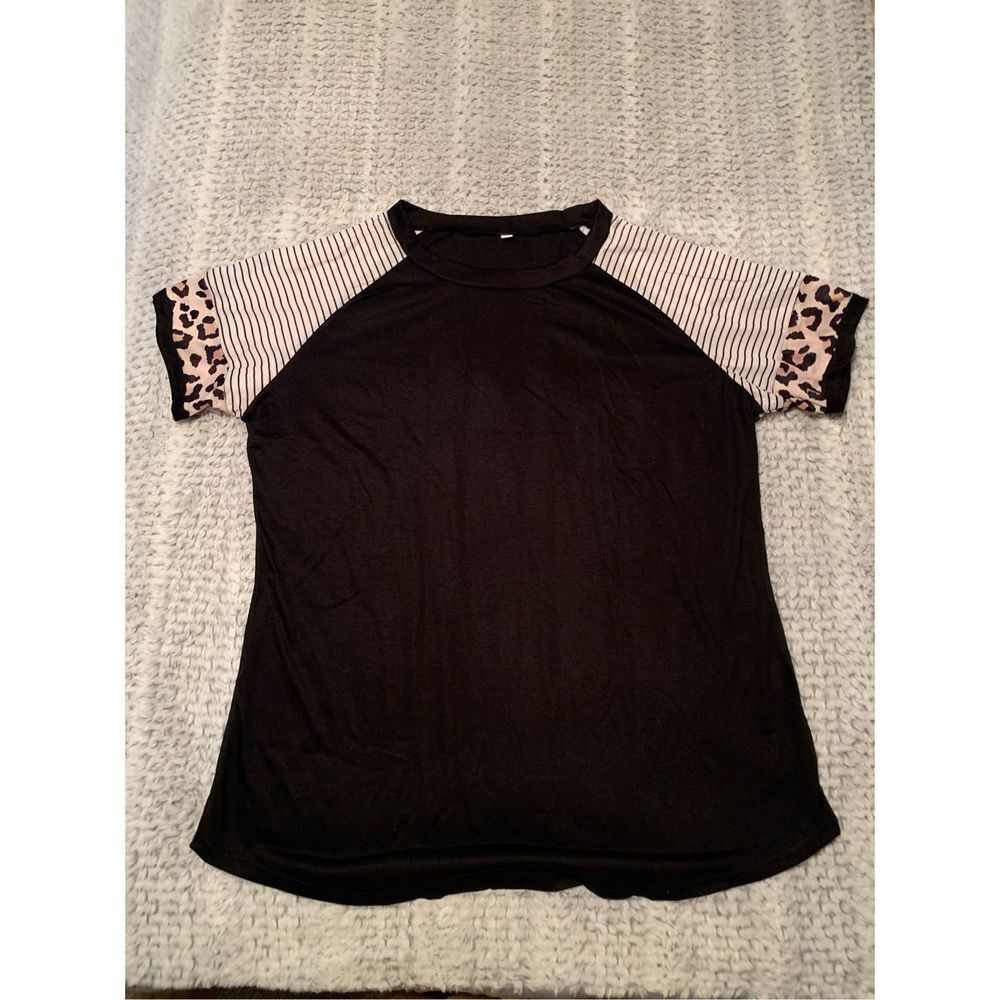 Mixed Print Short Sleeve Shirt - Picture 3 of 8